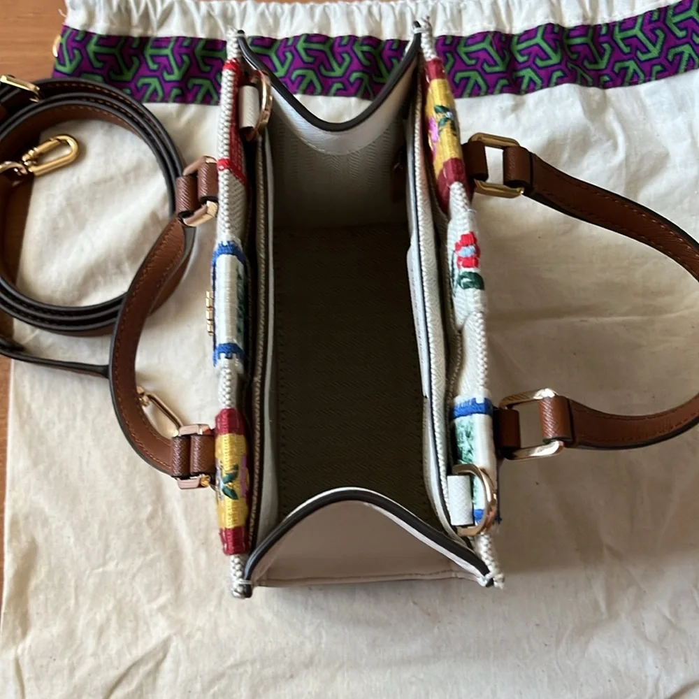 Tory Burch Emerson Satchel - Picture 5 of 11